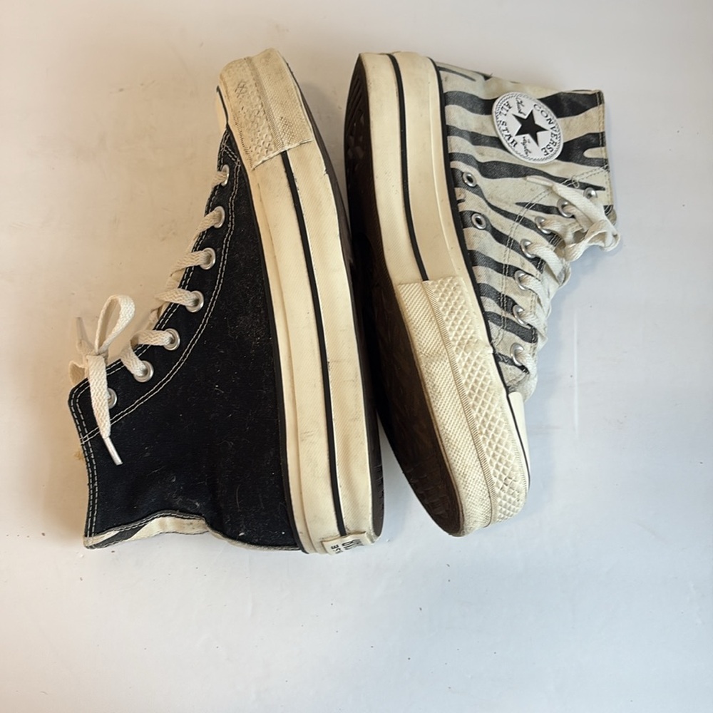 Converse Twisted Black and Zebra Print Plaform Hightops - Picture 10 of 16